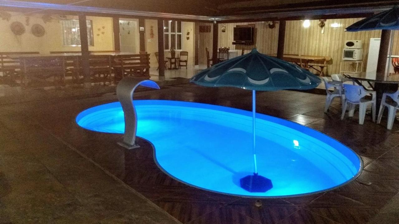 Sobrado Frente P/Lago Com Piscina Aquecida Caldas Novas Dış mekan fotoğraf